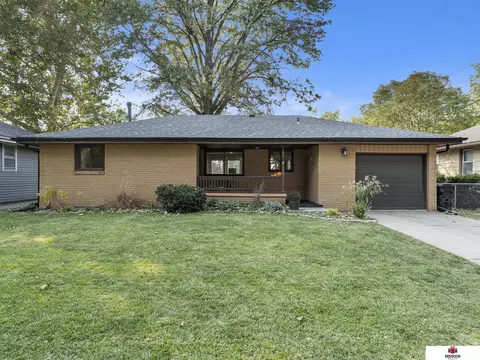 841 La Brea Ave, Lincoln, NE 68504