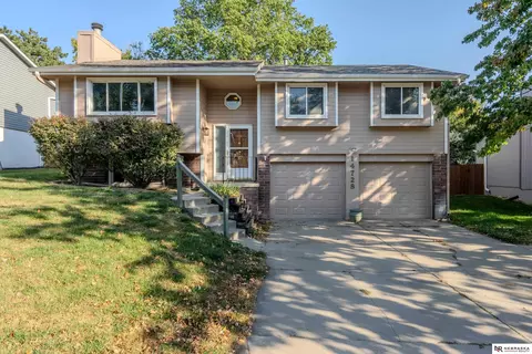 14728 Orchard Cir, Omaha, NE 68137