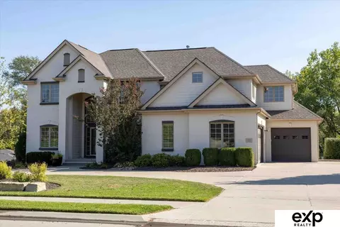 1703 S 213th St, Elkhorn, NE 68022