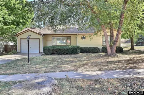 104 S Park St, Hooper, NE 68031