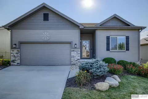 16311 Redman Ave, Omaha, NE 68116