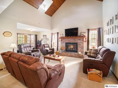 10077 Saltillo Rd, Roca, NE 68430 photo 2