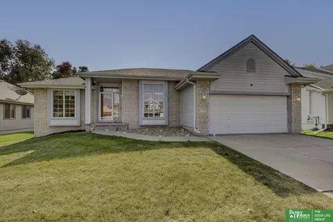 17303 Orchard Ave, Omaha, NE 68135