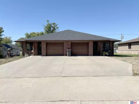1305-1307 N 17th St, Beatrice, NE 68310