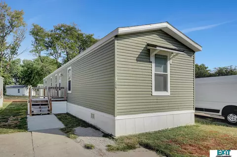 1206 W Plum St, Lincoln, NE 68522