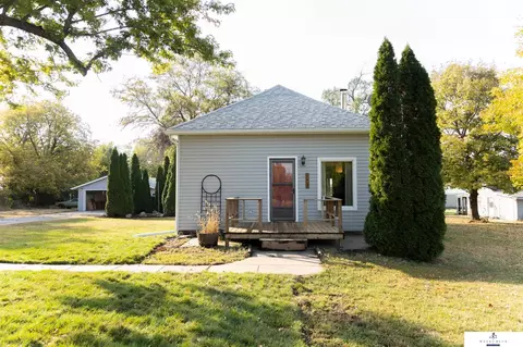 2007 Dimery Ave, Beaver Crossing, NE 68313