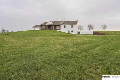 24049 350th St, Minden, IA 51553