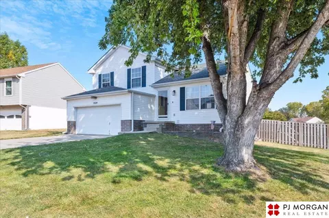 13529 S 31st St, Bellevue, NE 68123