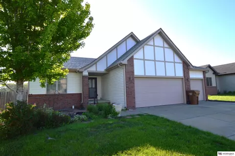5310 N 13th St, Lincoln, NE 68521