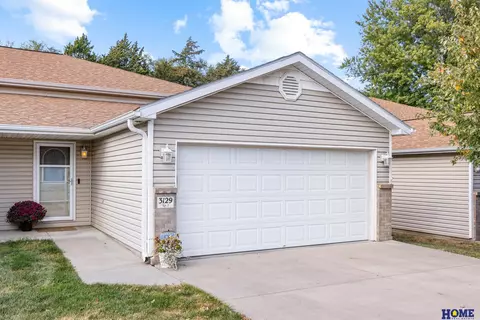 3129 N 70th St #2, Lincoln, NE 68507