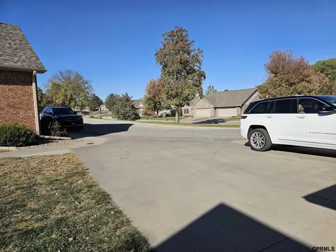 709 Springview Cir, Beatrice, NE 68310 photo 26