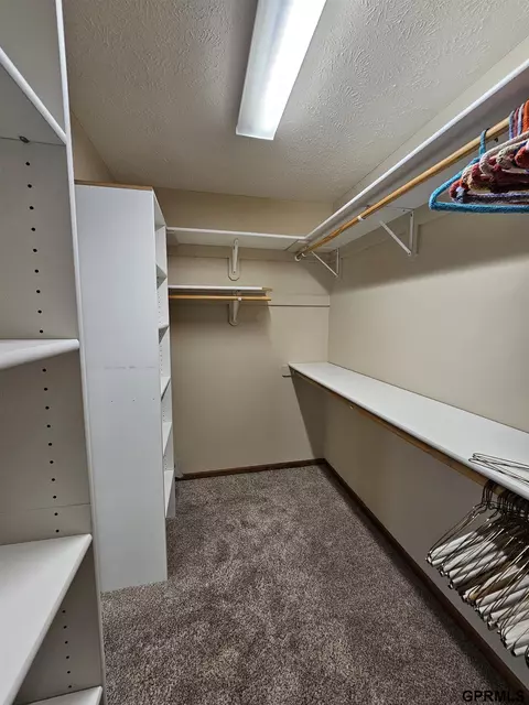 709 Springview Cir, Beatrice, NE 68310 photo 15