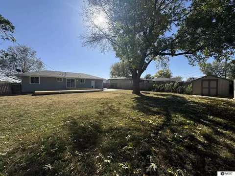 Exterior - 616 W Pine St, Ceresco, NE 68017 photo 4 of 4