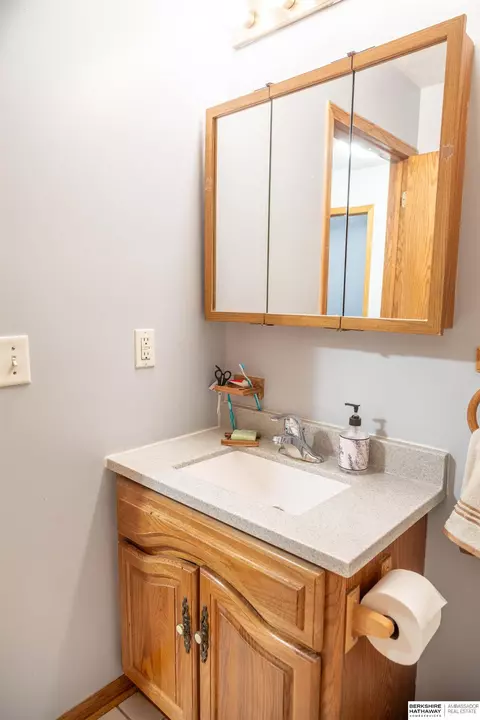 608 2 St, Waterloo, NE 68069 photo 15