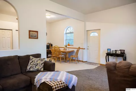 608 2 St, Waterloo, NE 68069 photo 6