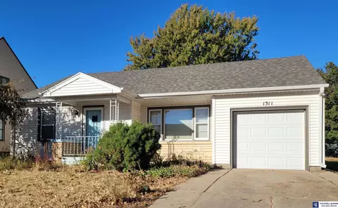 1311 N East Ave, York, NE 68467