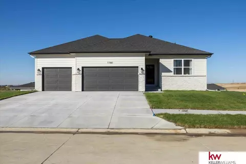 11060 S 216 Ave, Gretna, NE 68028