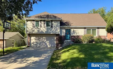 2610 Winchester S, Lincoln, NE 68512