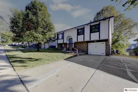 12951 Chandler St, Omaha, NE 68138
