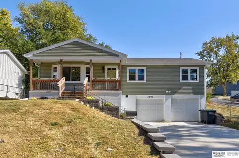 5507 N 63rd St, Omaha, NE 68104