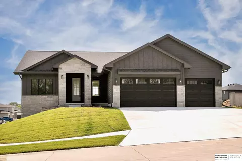 11305 S 191st Ave, Gretna, NE 68028
