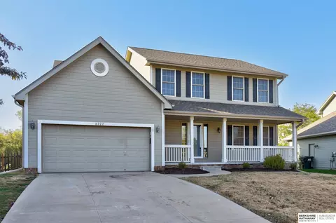 6722 N 153rd St, Omaha, NE 68116