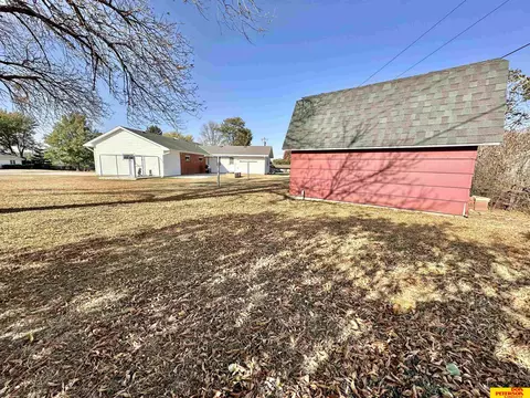 Exterior - 730 Lisa Ln, Lyons, NE 68038 photo 4 of 5