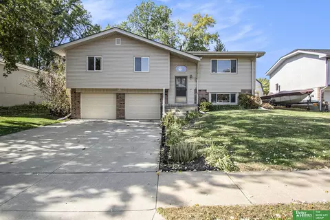 7226 S 150th St, Omaha, NE 68138