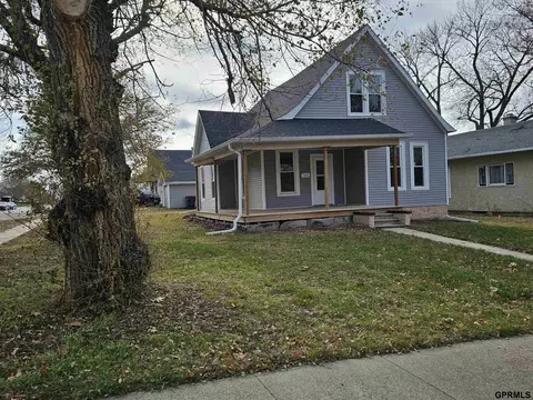1023 Ella St, Beatrice, NE 68310