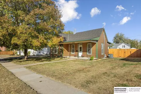 1940 Lincoln St, Blair, NE 68008