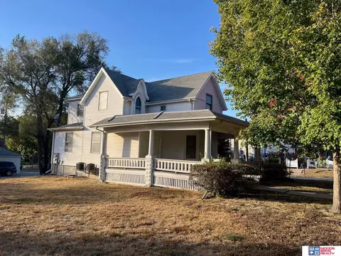 3803 S 48th St, Lincoln, NE 68506