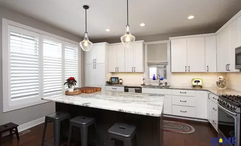 6907 Stonebrook Pkwy, Lincoln, NE 68521