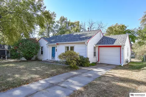 431 S 44th St, Lincoln, NE 68510