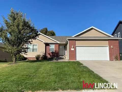 21410 Hancock Dr, Gretna, NE 68028