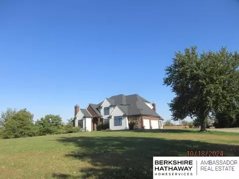 16101 S 87th St, Papillion, NE 68046
