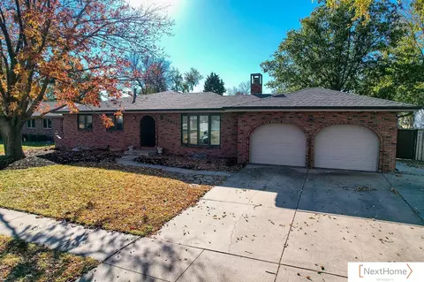 14511 Danvers St, Waverly, NE 68462