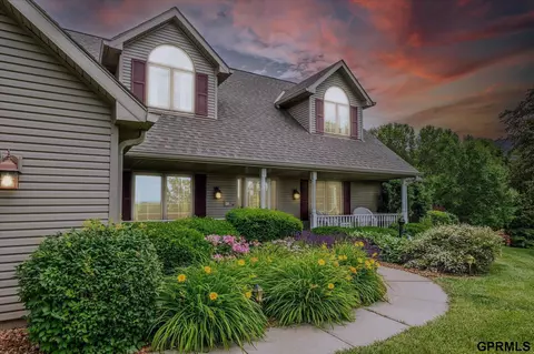 3212 Mercury Ln, Missouri Valley, IA 51555