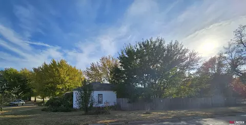 215 N Main Ave, Sutton, NE 68979 photo 3