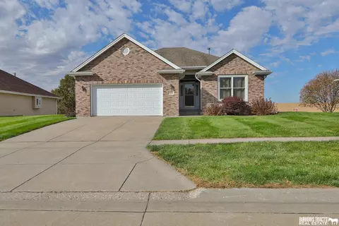 1829 Linden St, Syracuse, NE 68446