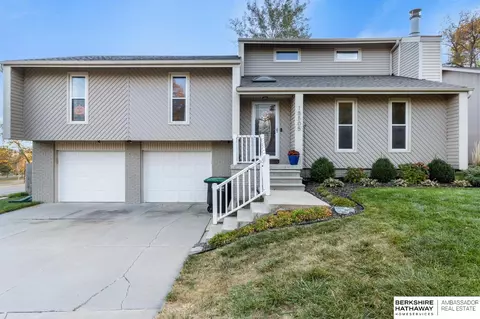 15505 Marcy Cir, Omaha, NE 68154