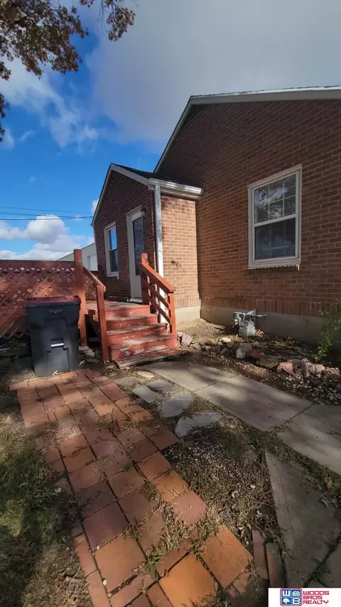 Exterior - 118 Logan, Beatrice, NE 68310 photo 1 of 2