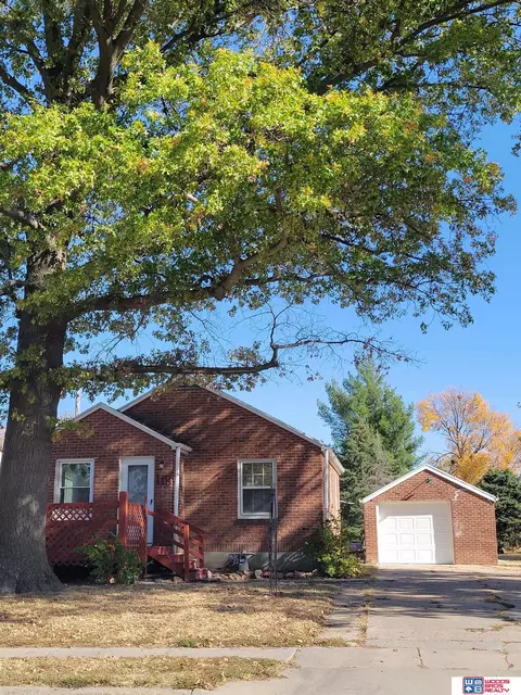 118 Logan, Beatrice, NE 68310