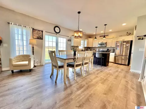 152 Maple St, Seward, NE 68434 photo 8