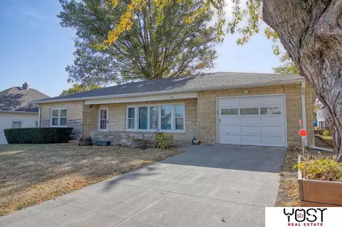 109 E Campbell St, Murray, NE 68409