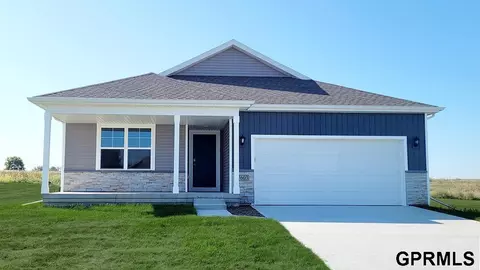 16330 Willit St, Bennington, NE 68007