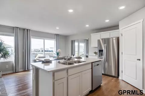 16330 Willit St, Bennington, NE 68007 photo 7