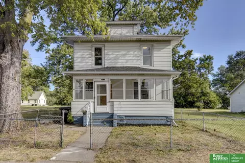 2530 Patrick Ave, Omaha, NE 68111 photo 2