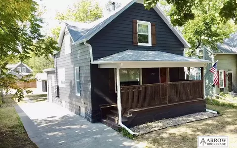 2927 N 51 St, Lincoln, NE 68504