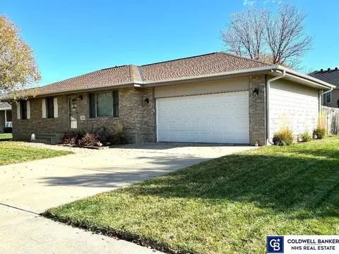 650 S Evergreen Dr S, Seward, NE 68434