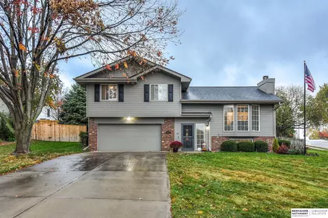 1606 S 171st Cir, Omaha, NE 68130